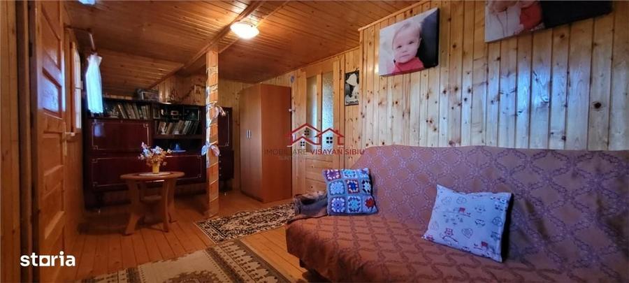 Casă cu 4 camere în Poplaca