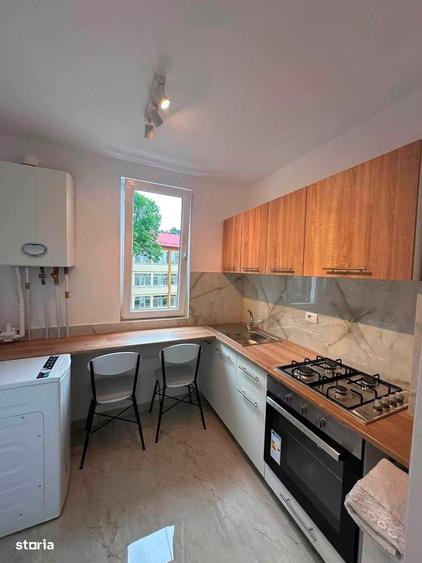 De inchiriat apartament cu 2 camere si balcon, renovat, etajul 2 - 1