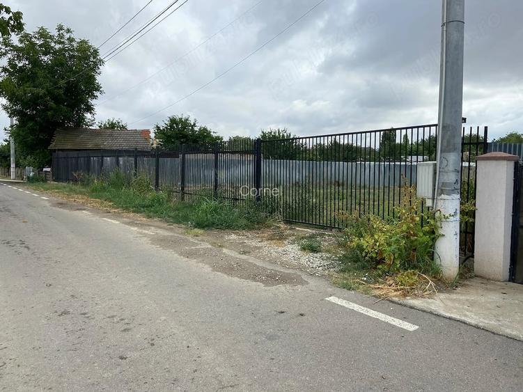 Teren de 1660 mp, în Vărăști