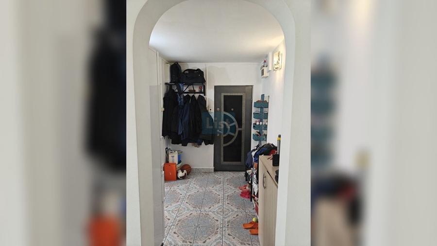 Apartament cu 2 camere semidecomandat în Vest