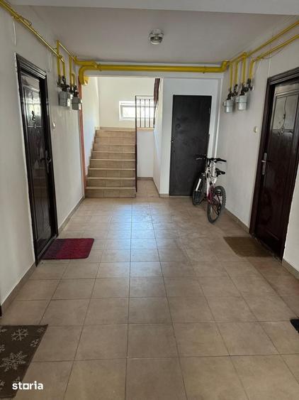 Apartament cu 3 camere în Traian