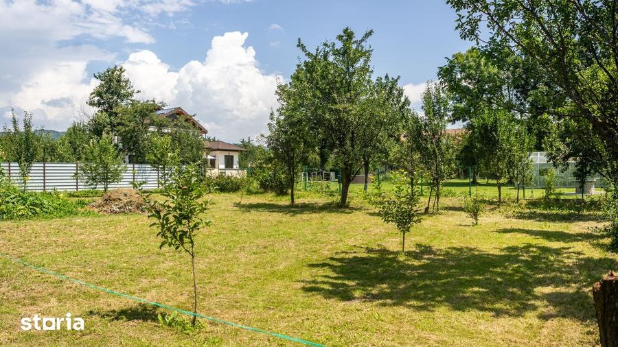 Teren de 615 mp, în Brebu