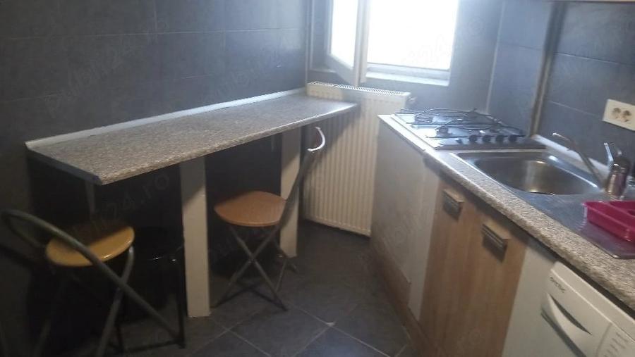 inchiriez apartament cu trei camere - 5