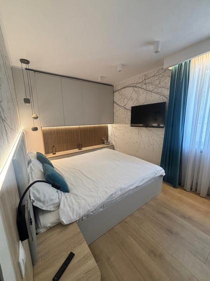 Apartament cu 2 camere semidecomandat în Calea Dumbrăvii