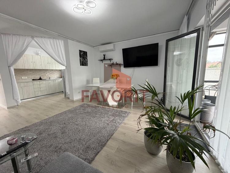 Duplex cu 5 camere cu Canalizare în Utvin