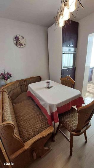 Apartament 3 camere, Ireg et1/4,centrala,Mobilat si Utilat 400 euro? - 12