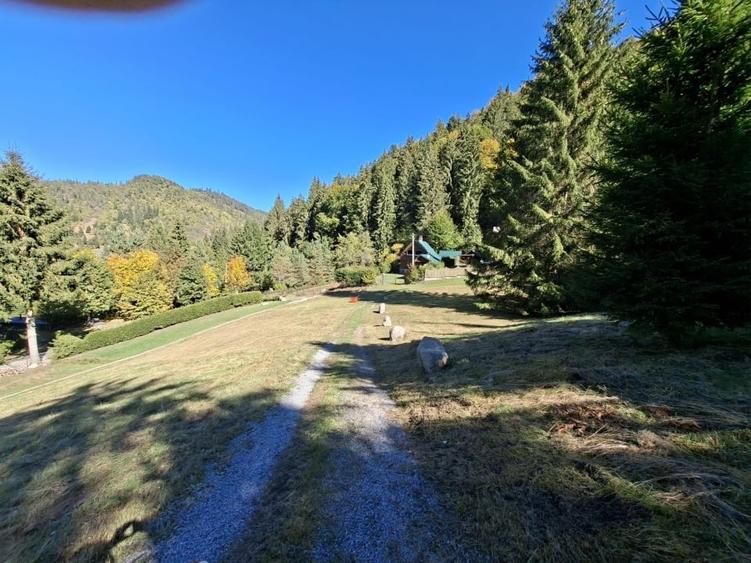 Teren intravilan de 2150 mp, în Lunca Bradului