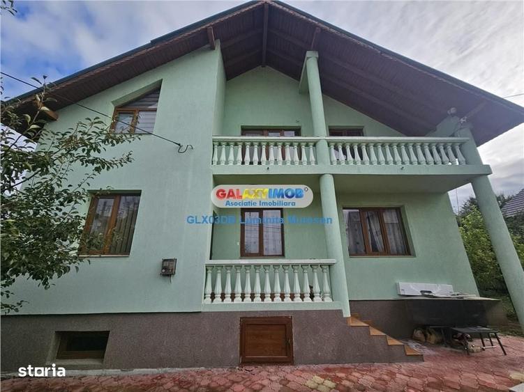 Casă cu 4 camere în Valea