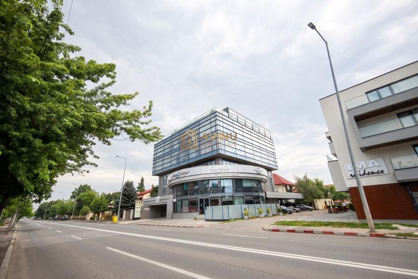 Spațiu comercial, de 400 mp, în Nord