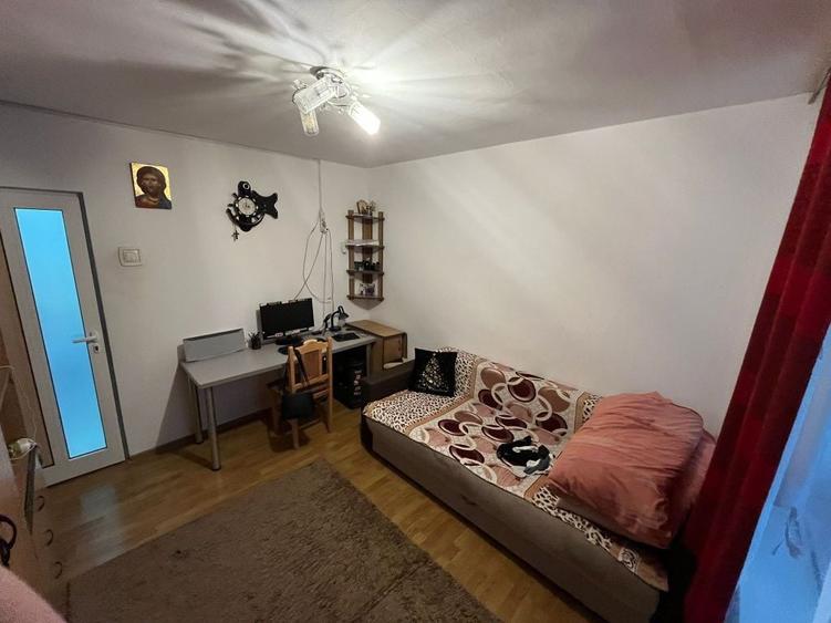 Apartament cu 2 camere nedecomandat în Central