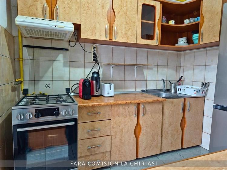 Apartament cu 2 camere decomandat, mobilat în Ostroveni