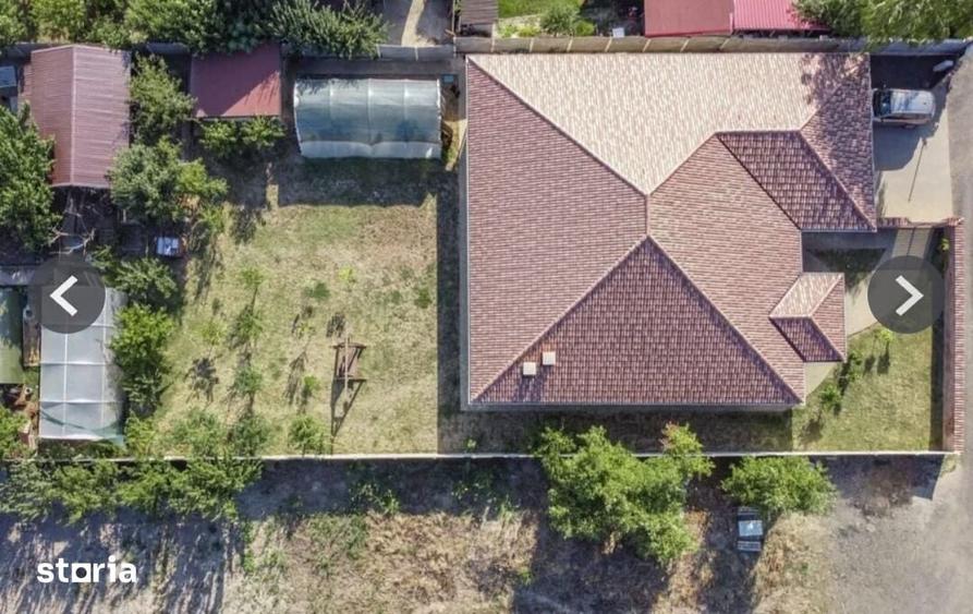 Casă cu 4 camere cu Teren 1000 Mp în Sânmihaiu Român