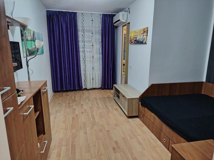 Garsonieră semidecomandată în Central