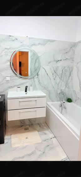 Apartament cu 2 camere decomandat în Exterior Vest