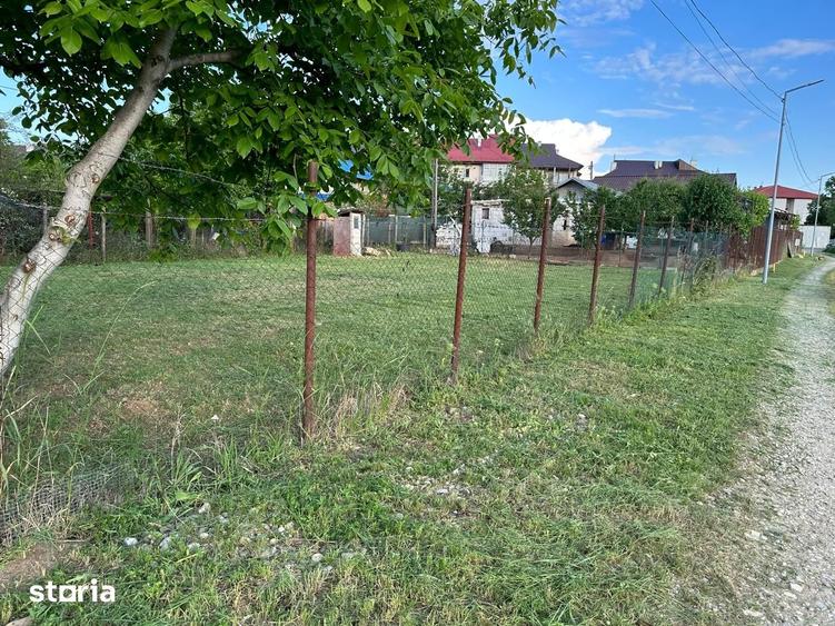Teren de 472 mp, în Balotești