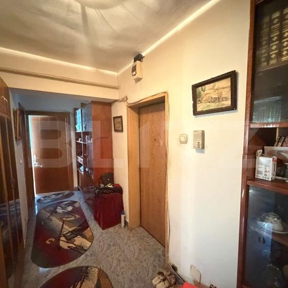 Apartament cu 2 camere decomandat, mobilat în Central