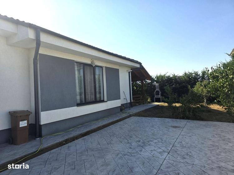 Casă cu 4 camere în Central