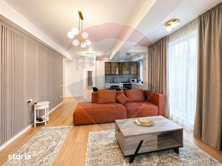Apartament cu 3 camere decomandat, mobilat în Tomis I