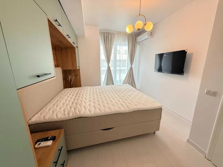 Apartament cu 3 camere decomandat, mobilat în Viilor