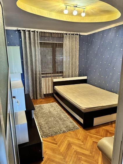 Apartament cu 3 camere decomandat în Berca