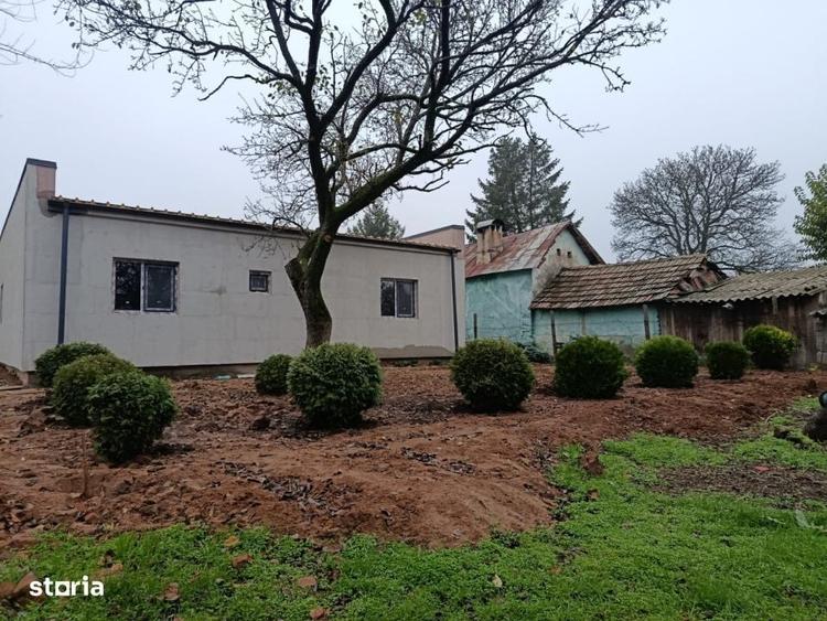 Casa parter, 90 mp, la rosu, zona Cosoveni - 2