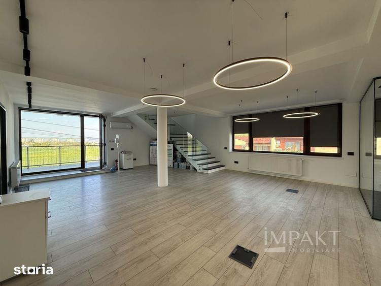 Casă cu 8 camere cu Teren 478 Mp în Borhanci