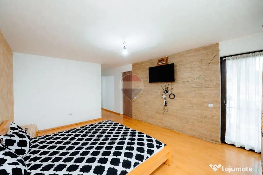 Casă cu 4 camere cu Teren 779 Mp în Piscani