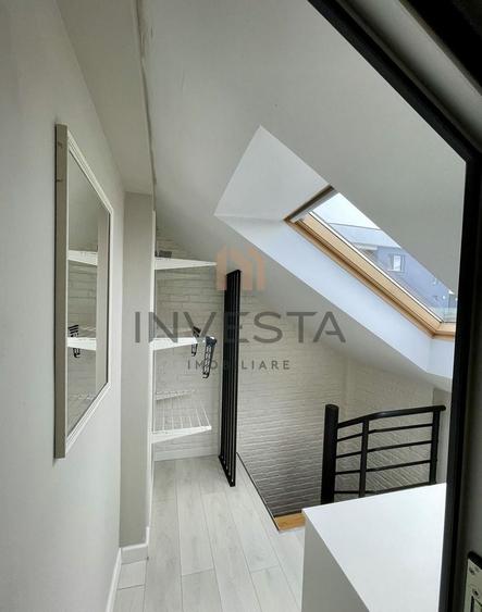 Apartament cu 4 camere semidecomandat, mobilat în Bună Ziua