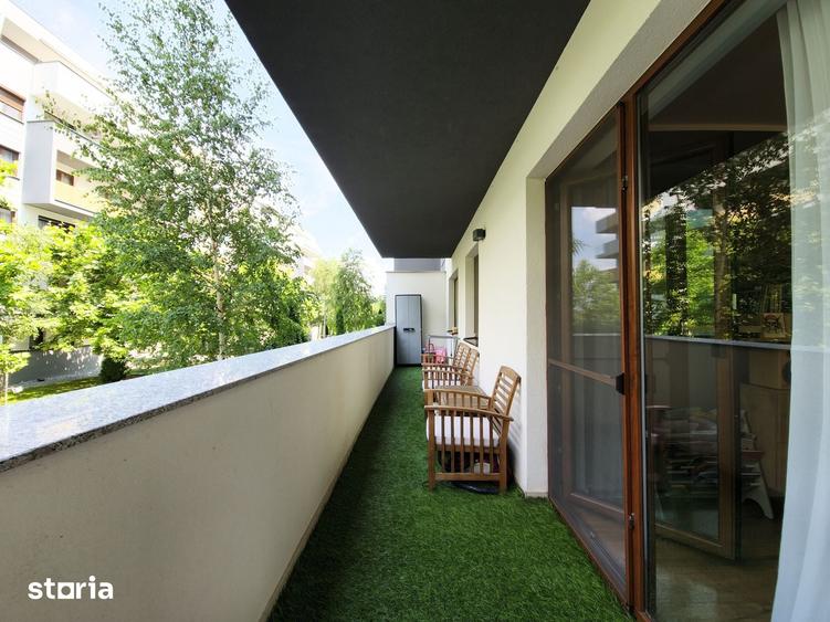 Apartament cu 3 camere semidecomandat în Europa