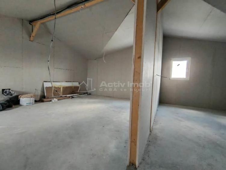 Casă cu 4 camere cu Teren 200 Mp în Prelungirea Ghencea