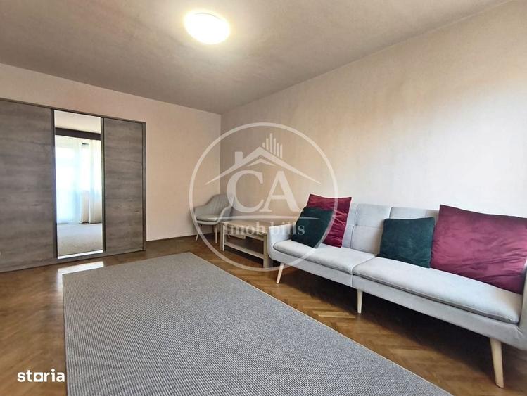 Apartament cu 3 camere decomandat în Central