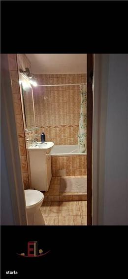Apartament cu 4 camere în Cornișa