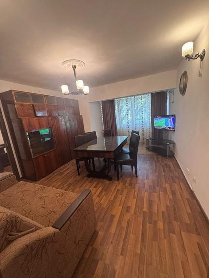 Apartament cu 3 camere circular în Nord
