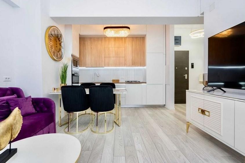 Apartament cu 2 camere semidecomandat, mobilat în 13 Septembrie