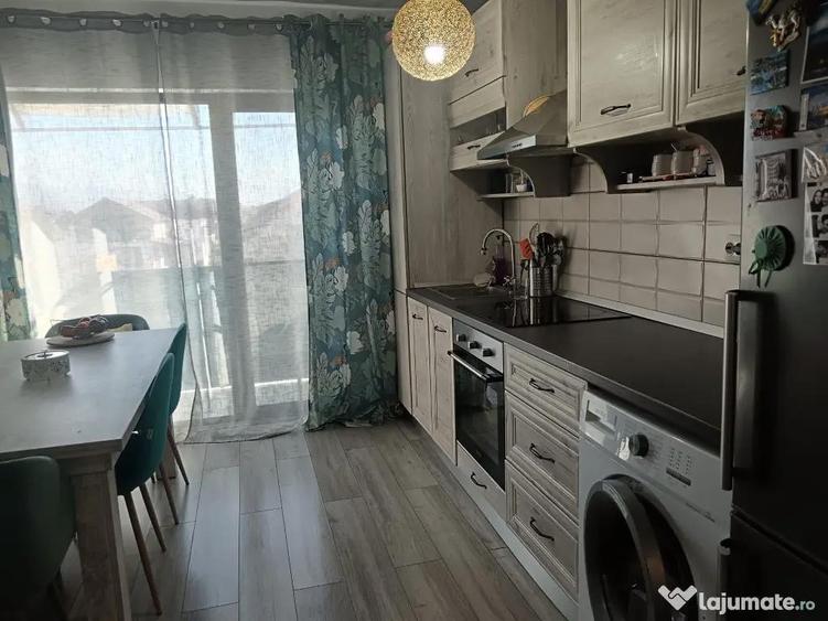 Apartament cu 2 camere semidecomandat în Central