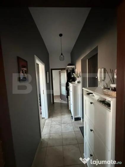 Apartament cu 2 camere decomandat în Aeroport