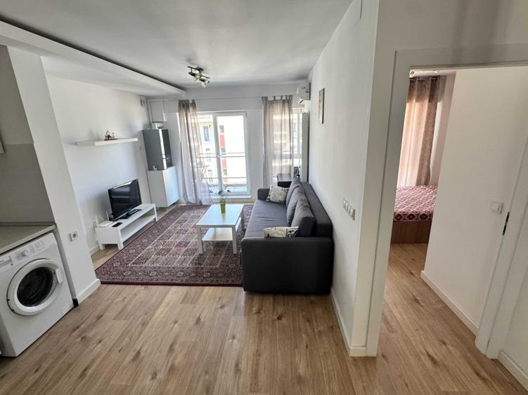 Apartament cu 2 camere decomandat în Pipera