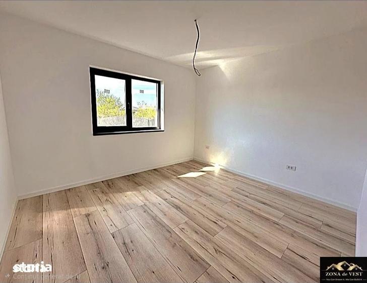 Casă cu 4 camere cu Teren 400 Mp în Clinceni
