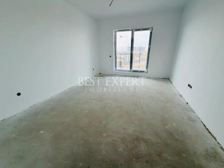 Apartament cu 4 camere decomandat în Theodor Pallady