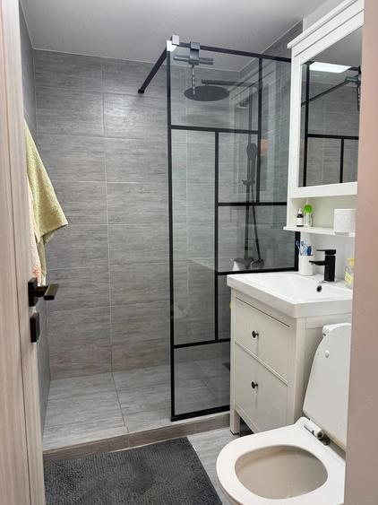 Apartament cu 2 camere semidecomandat în Rogerius