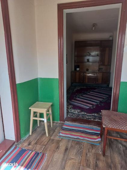Casă cu 4 camere cu Teren 800 Mp în Cocorăștii Colț