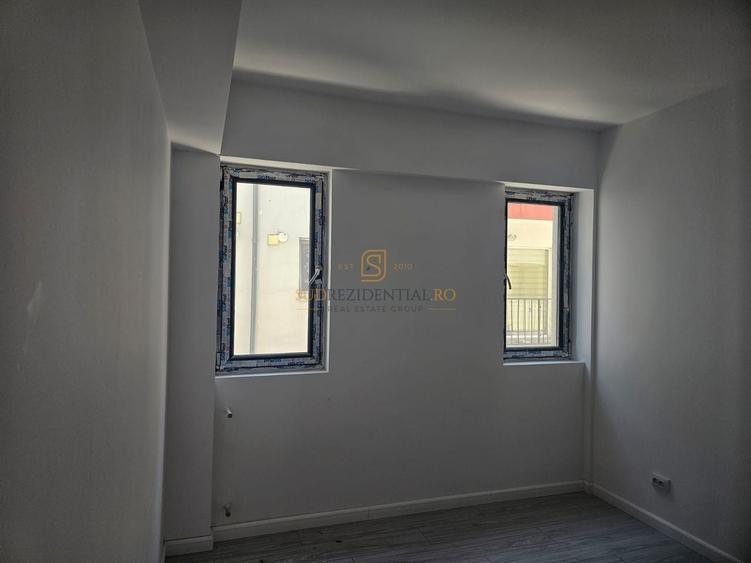 Apartament cu 3 camere semidecomandat în Ghencea