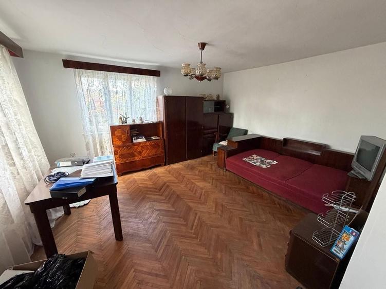 Casă individuală cu 5 camere cu Canalizare în Gruia