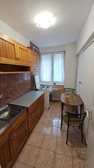 Garsonieră decomandată în Grigorescu
