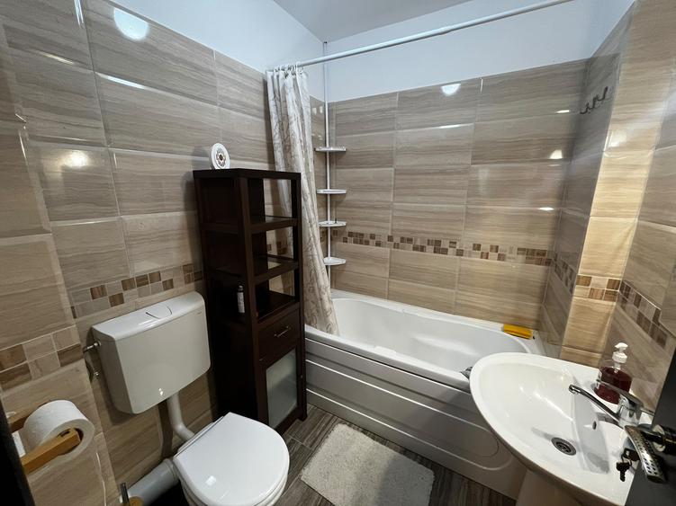 Apartament cu 2 camere decomandat în Militari