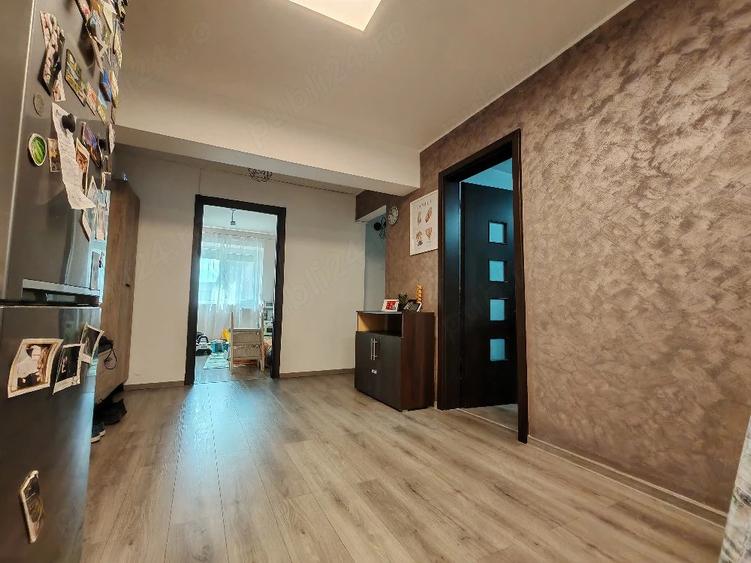 Apartament cu 3 camere decomandat în Nufărul