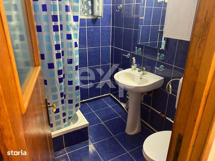 Apartament cu 2 camere semidecomandat în Calea București