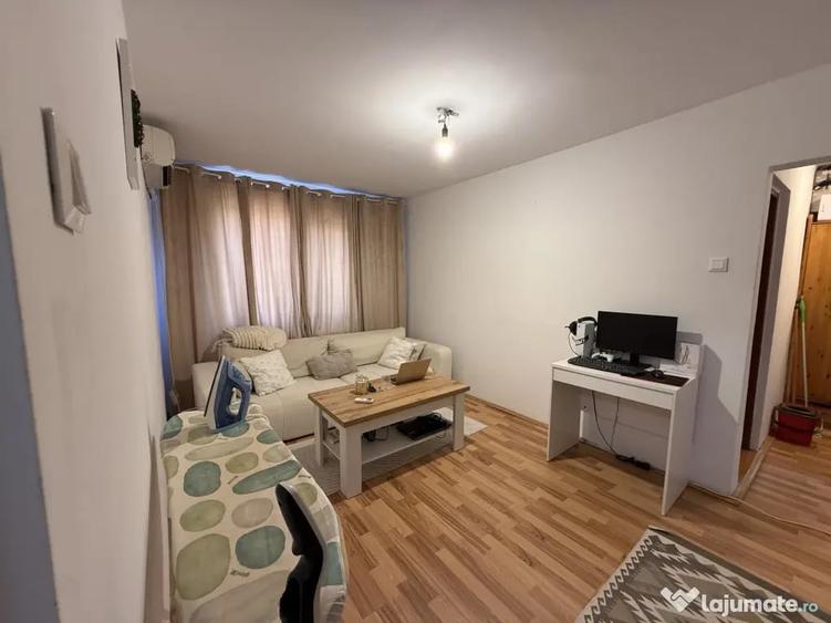 Apartament cu 4 camere semidecomandat în Șagului