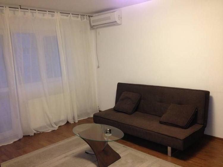 Apartament cu 2 camere semidecomandat în Iancului