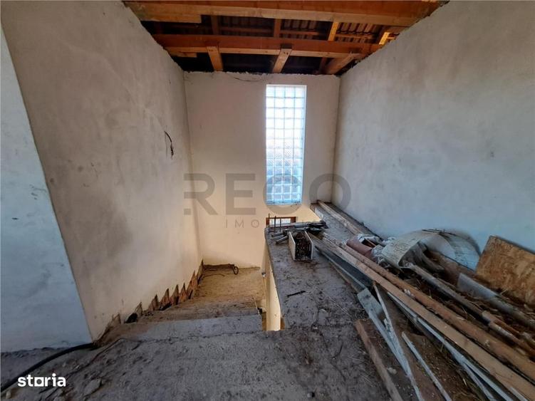Casă cu 4 camere cu Teren 1276 Mp în Lugașu de Sus
